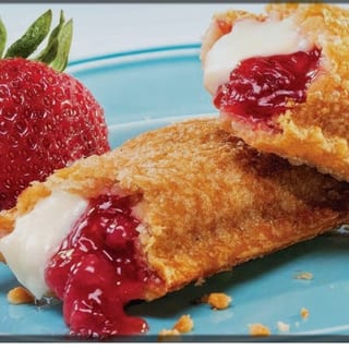 Fried Strawberry cream cheese Pie  1pc