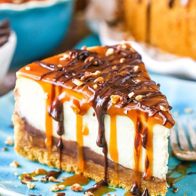 Turtle Cheese Cake 1pc.