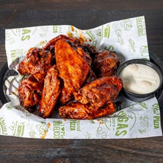 20 Traditional Wings - 22.99$ with Fries_DEAL